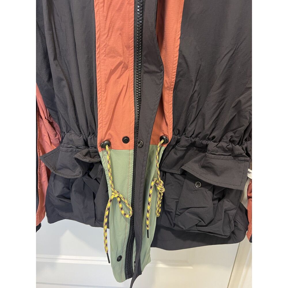 Fabletics Heights Cargo Jacket - Picture 7 of 8